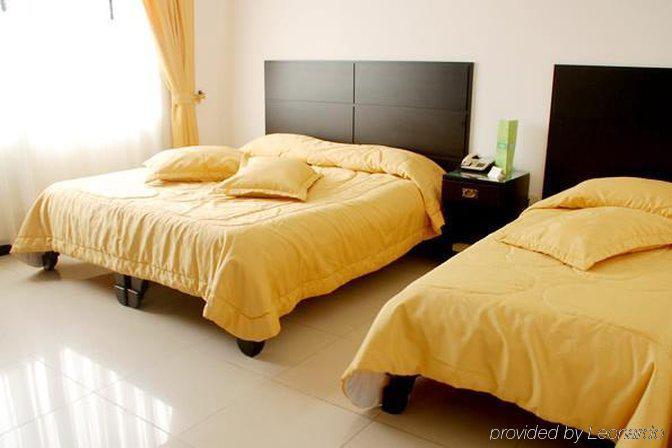 Hotel American Deluxe Bogota Phòng bức ảnh